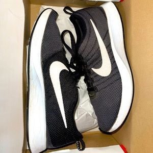 Women’s Nike Dual Tone Racer